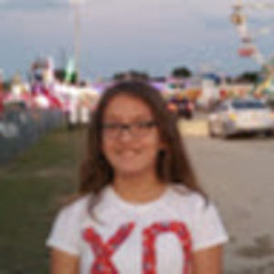 Meet your Posher, Adriana